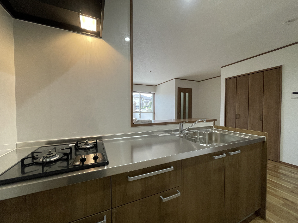 ワイド210㎝のキッチンだけど！2口コンロ？