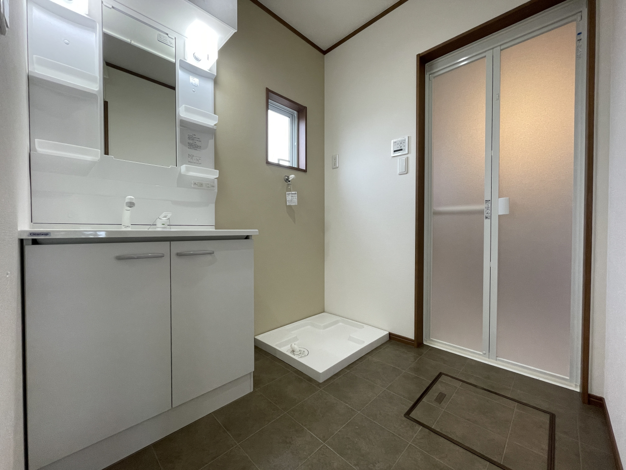 洗面スペースも余裕あり。