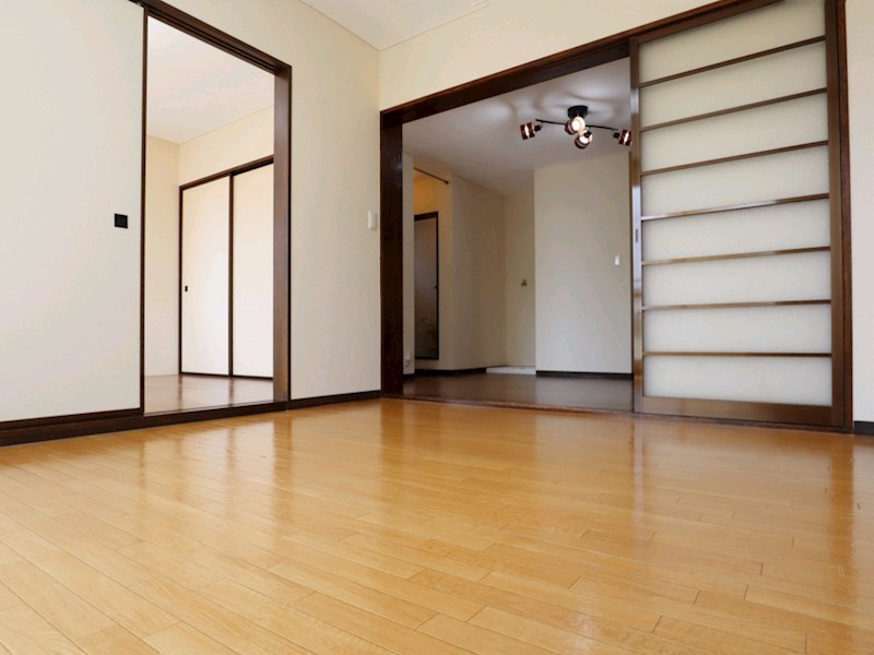 洋室2部屋とダイニング