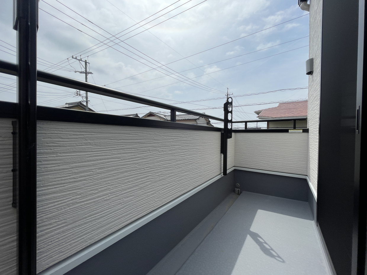バルコニーはこんな感じ