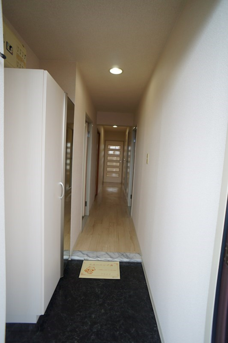 シューズボックスが便利な玄関