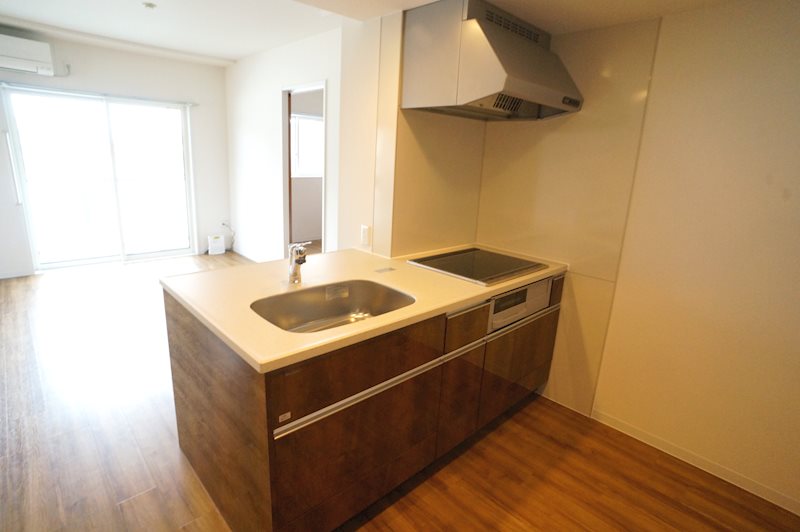 対面キッチンで会話も弾みます♪