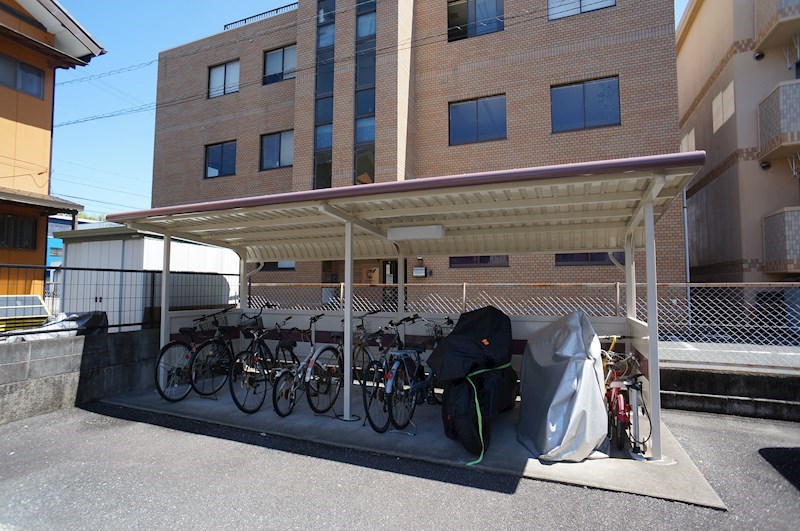駐輪場もあります