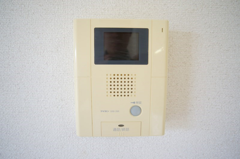 テレビ付きインターホンで安心◎