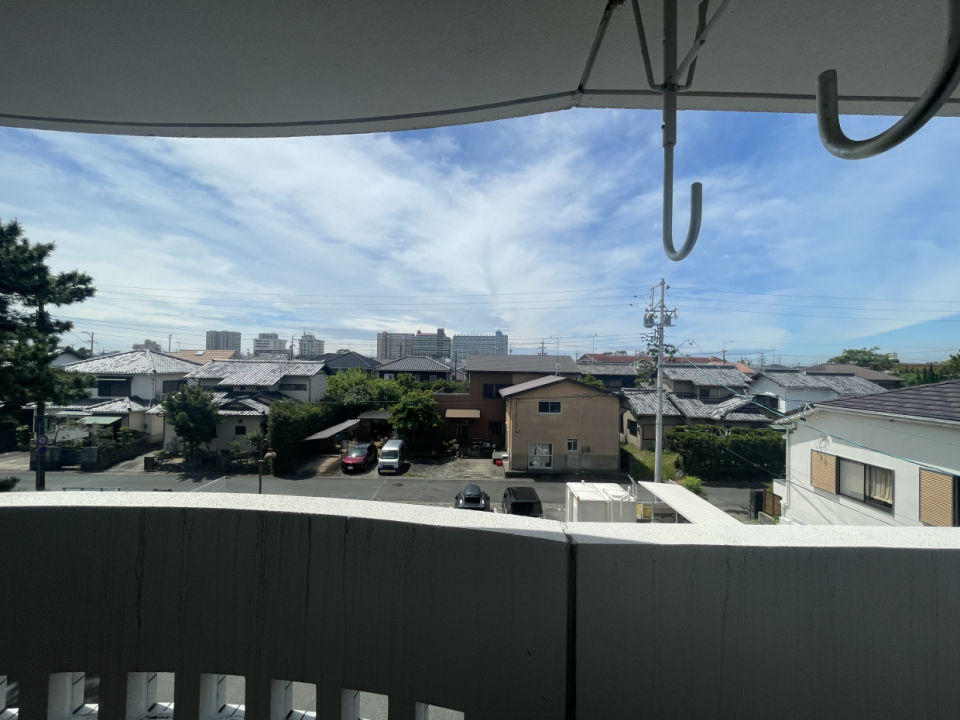 こちらは湖を見ることはできません。