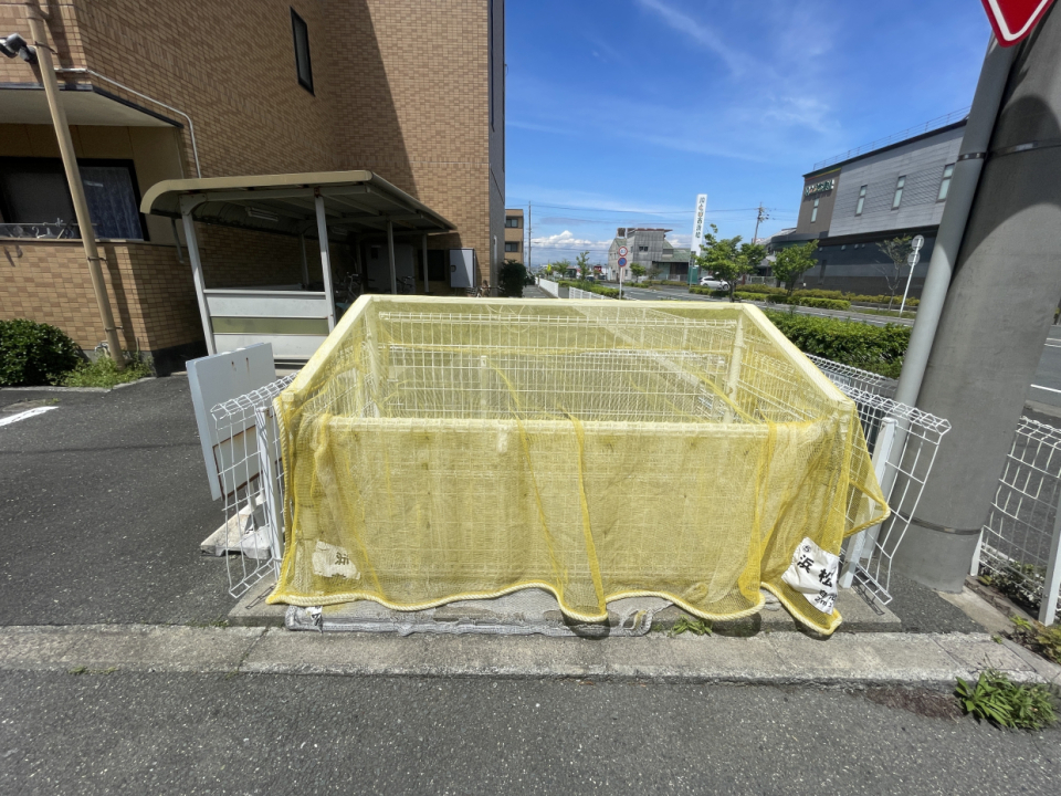 敷地内ゴミ置き場あり。
