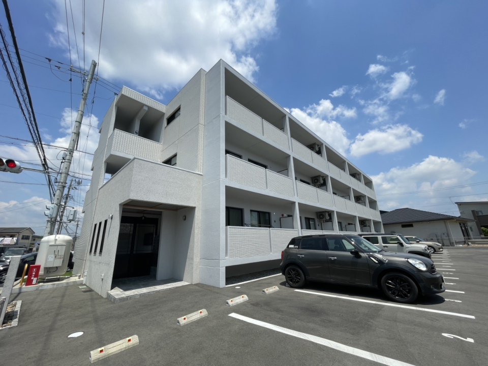 2024年築の築浅マンションです