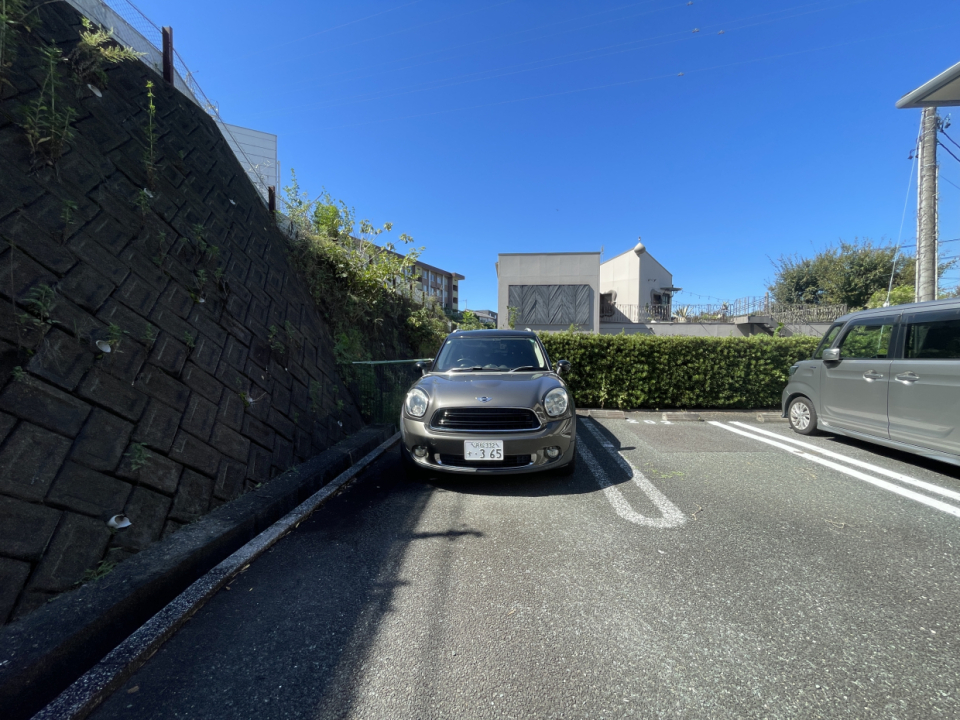 社会の浜松に嬉しい！駐車場「並列2台分」がなんと無料！