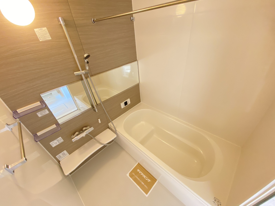 追い焚きや浴室乾燥付きの1坪風呂