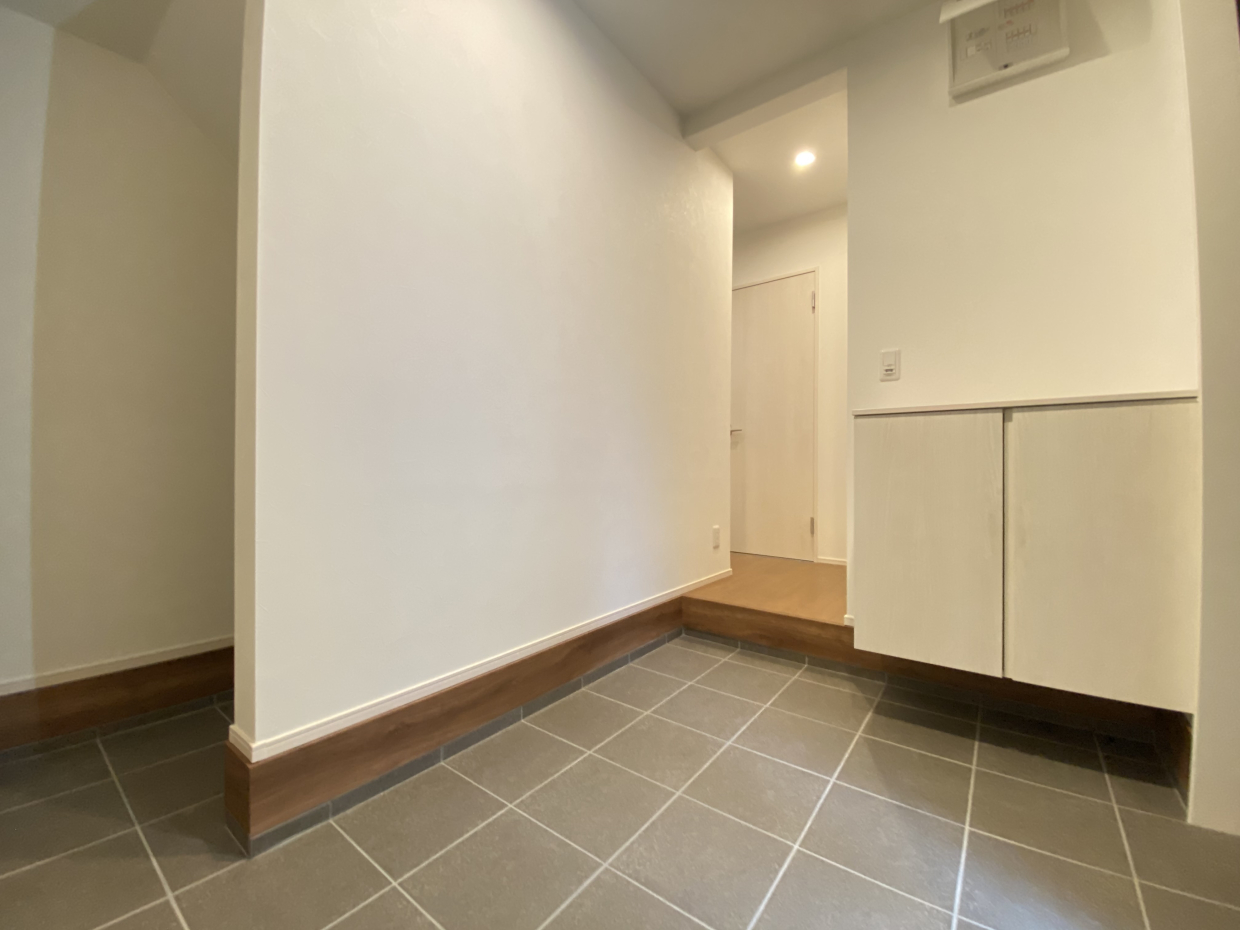 シューズボックスはコンパクトに、
あくまでガレージインが主役