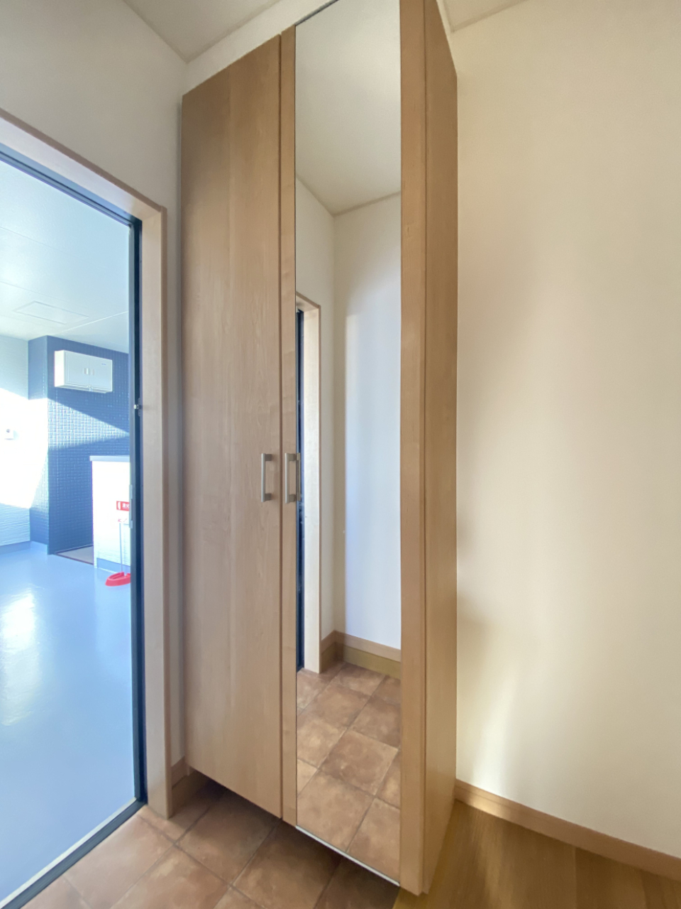 姿見付きシューズボックス